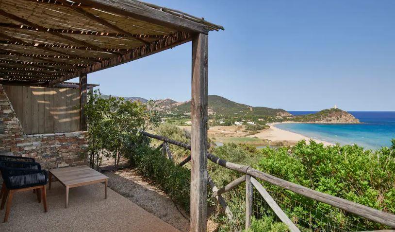 Baia Di Chia Resort Sardinia, Curio Collection By Hilton Dış mekan fotoğraf